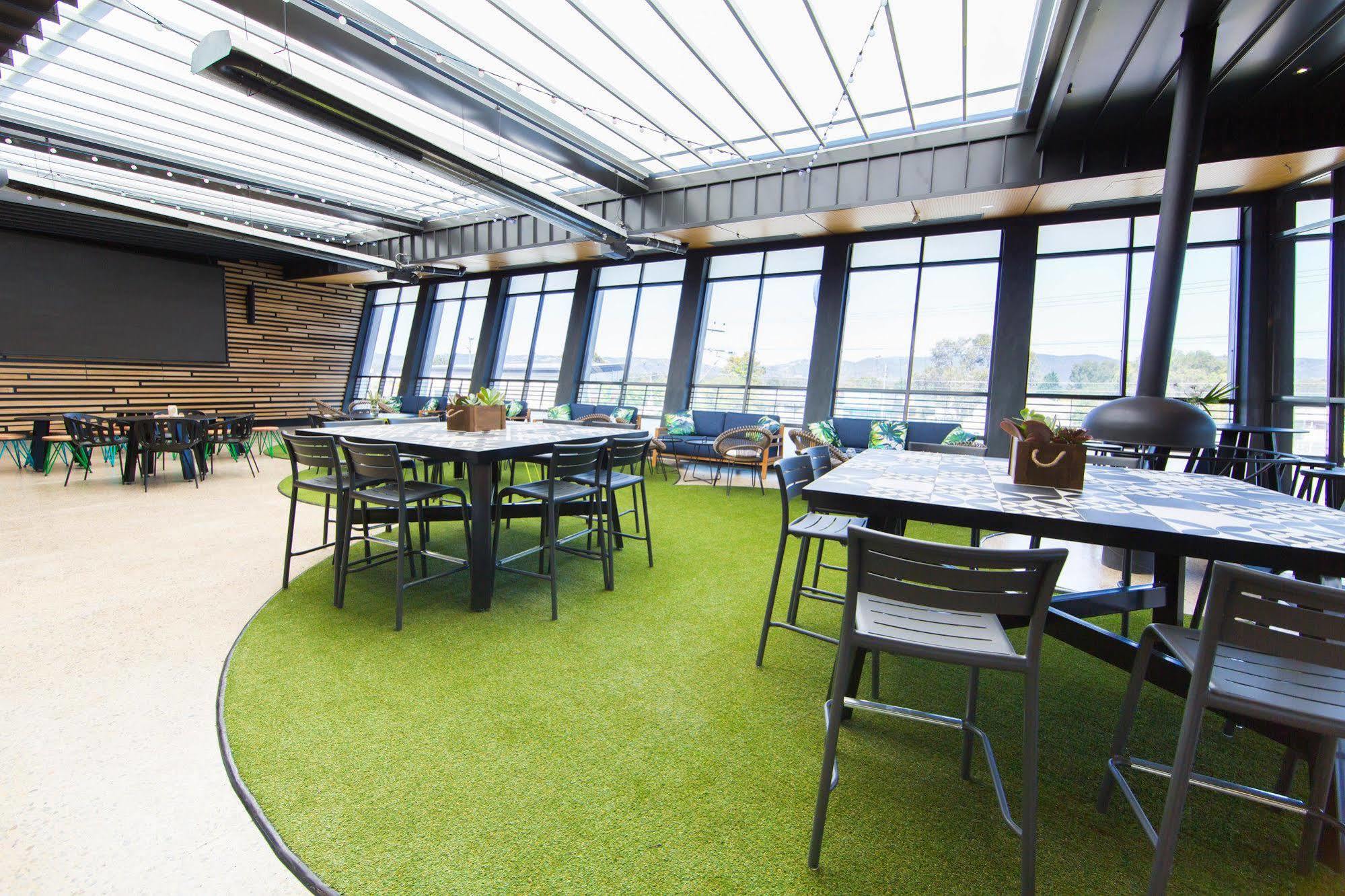 Highlander Hotel Bar Kitchen Rooftop Adelaida Exterior foto