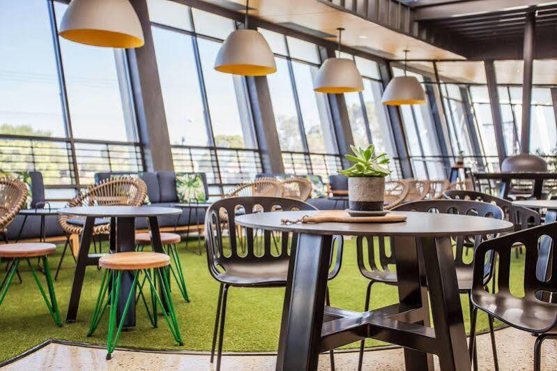 Highlander Hotel Bar Kitchen Rooftop Adelaida Exterior foto